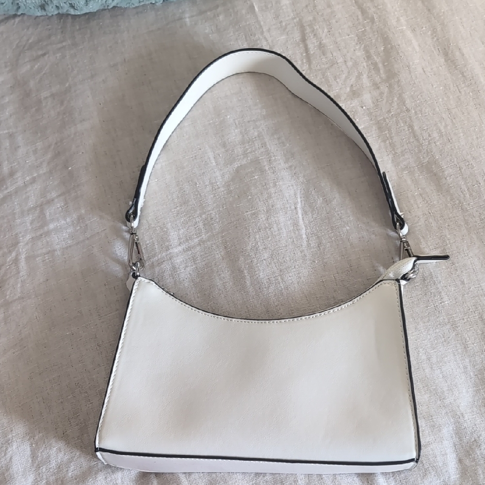 Chic White Shoulder Bag